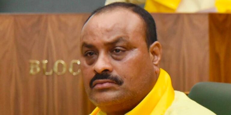 బయటికొచ్చాడు కానీ బెంబేలెత్తిపోయాడు..? పాపం అచ్చెన్న