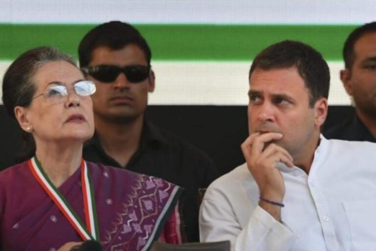 సోనియా కి అధ్యక్ష పదవి రావడం వెనుక ఇంత రాజకీయం జరిగిందా..? పాపం రాహుల్….