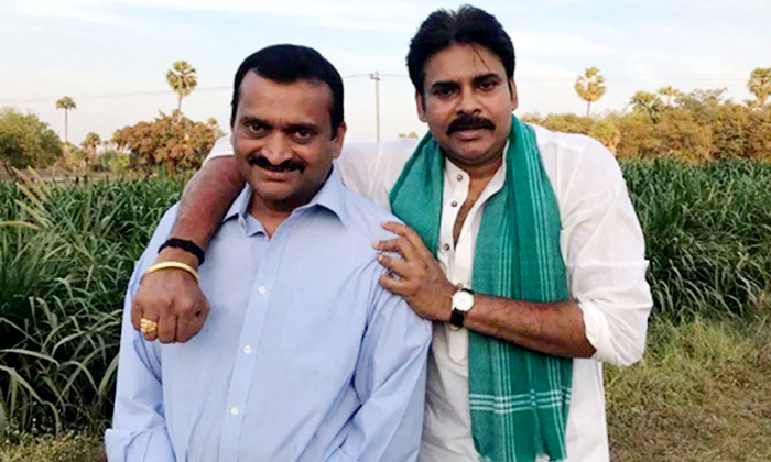 Bandla Ganesh- Pawan Kalyan: పవన్ కళ్యాణ్ కి మళ్ళీ లైఫ్ ఇచ్చిందే నేను ...