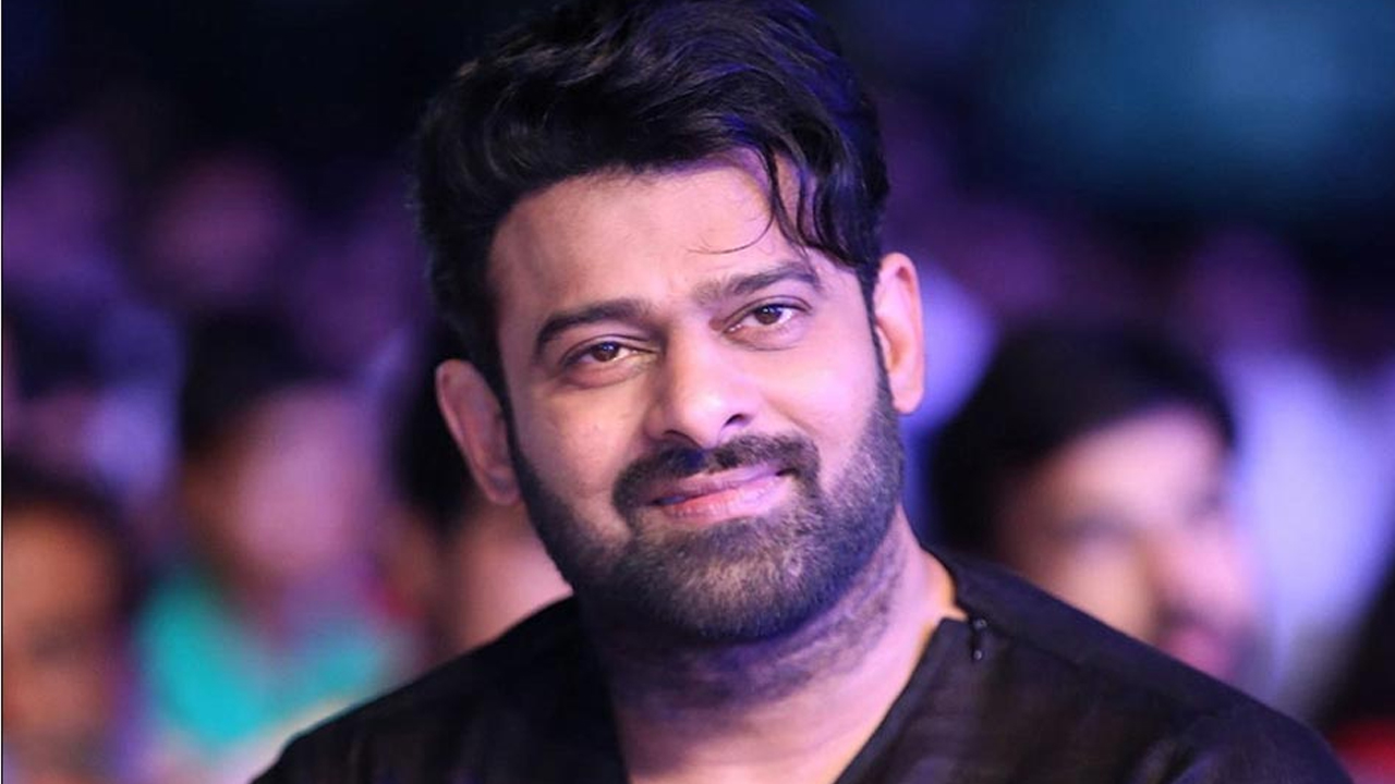 Prabhas: ప్రభాస్ మంచి మనసు.. డైరెక్టర్స్ అసోసియేషన్ కి భారీ విరాళం 