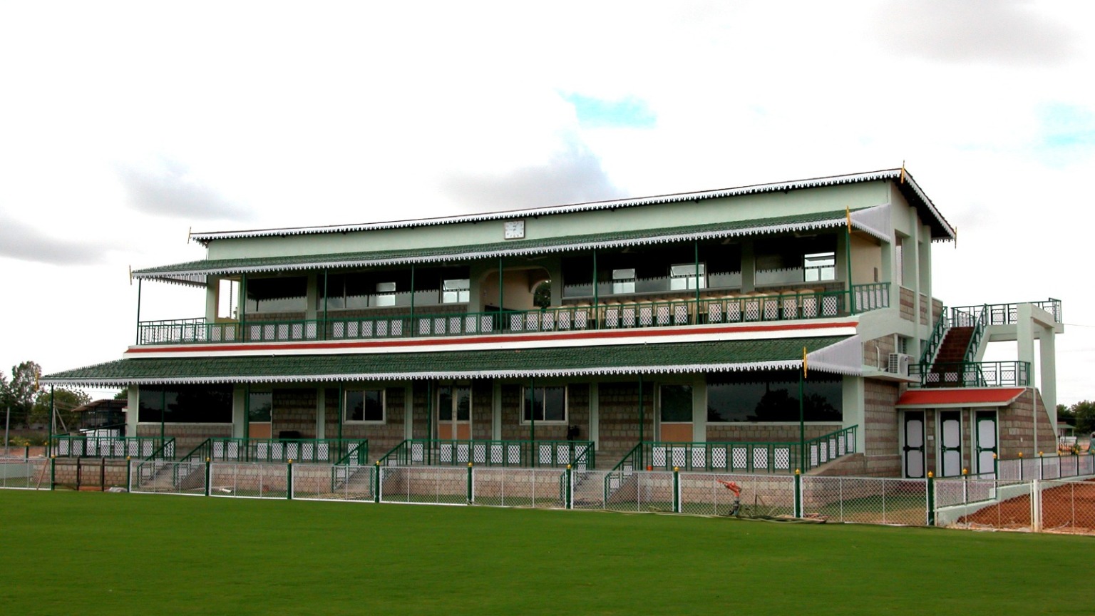 The-pavilion-at-the-Anantapur-Cr