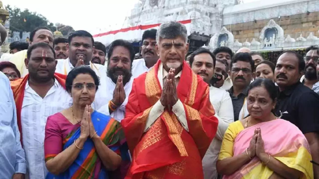 Chandrababu Sensational Announcement Regarding Vip Darshans In Tirumala