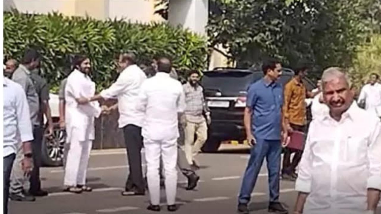 Interesting Development In Ap Assembly Premises Botsa Satyanarayana Hugging Pawan Video Goes Viral