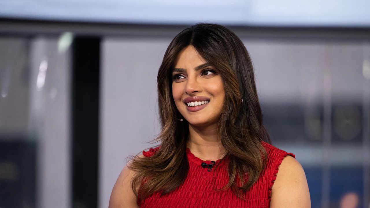 Priyanka Chopra Is The Heroine Who Took 40 Crores For A Single Film