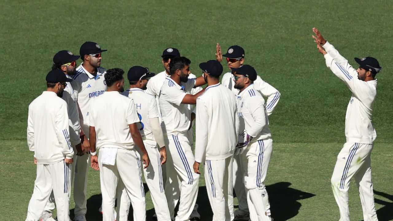 India Collapses For 150 Runs But 83 Run Lead In First Innings On First Day Of Perth Test