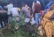 Suryapet: ఉచితంగా వస్తే చాలు.. పోటీలు పడి ఎత్తుకుపోయారు.. వైరల్ వీడియో Suryapet