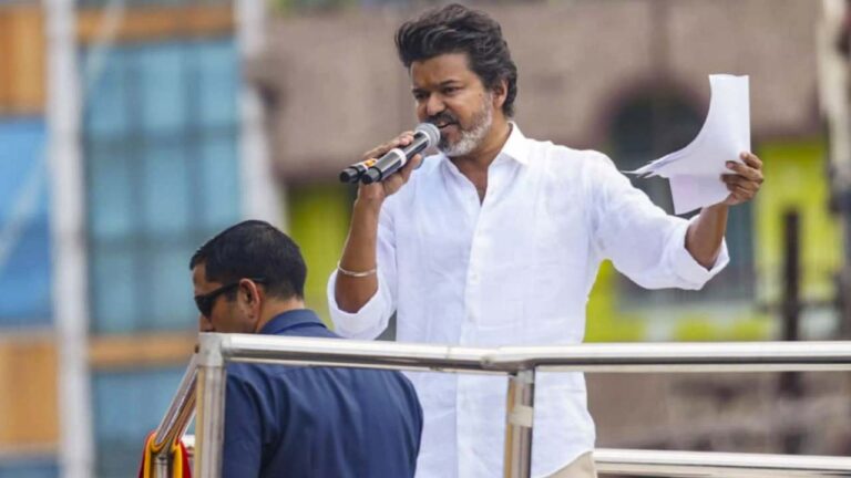 TVK Vijay: కాంగ్రెస్సే కాదు.. కమల్ హాసన్.. విశాల్.. ప్రకాష్ రాజ్.. విజయ్ ని ఏం చేద్దామనుకుంటున్నారు..