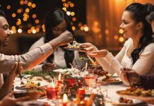 Night Dinner Tips: రాత్రి భోజనం చేసిన వెంటనే నిద్రపోయే వారికి హెచ్చరిక.. Night Dinner Tips