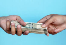 money transactions : మంగళవారం, శుక్రవారం డబ్బు ఇతరులకు ఇవ్వొద్దా..?