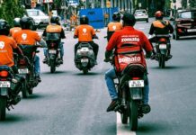 Quick Commerce Delivery Agents : డెలివరీ ఫాస్ట్.. కస్టమర్స్ హ్యాపి.. కానీ డెలివరీ బాయిస్ అన్ హ్యాపీ