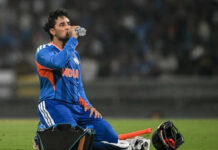 Abhishek Sharma : 1, 8, 2.. గంభీర్ తో పాటు ఇతడినీ షెడ్డు కు పంపించాల్సిందే.. Abhishek Sharma