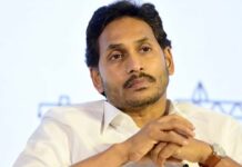YS Jagan Mohan Reddy : పక్క రాష్ట్రం విజయంలో ఓదార్పు వెతుక్కుంటున్న జగన్ YS Jagan temple visit controversy