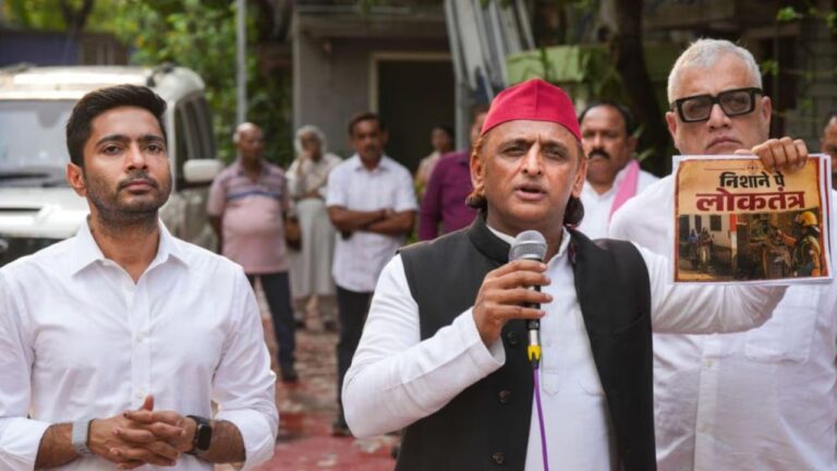 Akhilesh Yadav Bengal Tour: అఖిలేష్‌ ఆకస్మిక బెంగాల్‌ పర్యటన… కీలక అగ్రిమెంట్‌ క్యాన్సిల్‌!
