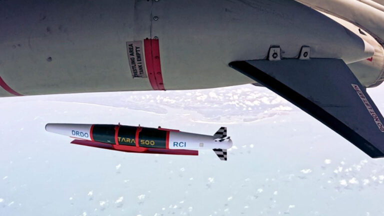 DRDO TARA glide bomb test: మన డిఫెన్స్ లో ధ్రువ’తార’.. సాధారణ బాంబులు కూడా మిస్సైల్స్ గా మారిపోతాయి..