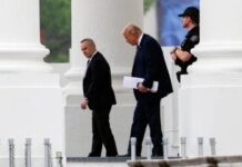 Donald Trump Health Update: చైనా నుంచి వచ్చిన తర్వాత.. ట్రంప్ చర్మం మీద మచ్చలు.. కాళ్లలో వాపు.. ఏం జరిగి ఉంటుంది.. Donald Trump Health Update