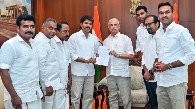 Tamil Nadu Governor Vs TVK Vijay: తమిళనాడు గవర్నర్ వర్సెస్ టీవీకే విజయ్.. సుప్రీం మార్గదర్శకాలు, కమిషన్ల సిఫారసులు ఎలా ఉన్నాయంటే..
