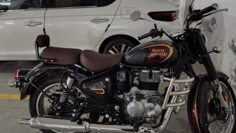 Vehicle Caste Stickers Fine: వాహనాలపై ఇక ఆ స్టిక్కర్లు ఉంటే భారీ జరిమానా..