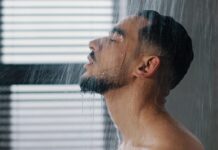 Hot vs Cold Shower: వేడి నీరు.. చల్లటి నీరు.. ఏ స్నానం మంచిది.. Hot vs Cold Shower