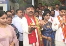 Jogi Ramesh: జోగి రమేష్ మతమార్పిడి.. దుర్గమ్మ వద్ద ప్రమాణం! Jogi Ramesh