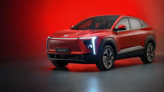 Mahindra EV