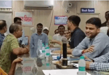13-year-old boy : కమీషన్ ఇస్తేనే పనిచేస్తారా.. 13 ఏళ్ల బాలుడి ప్రశ్నకు కలెక్టర్ కు నోటి మాట రాలేదు.. ఏంటా కథ