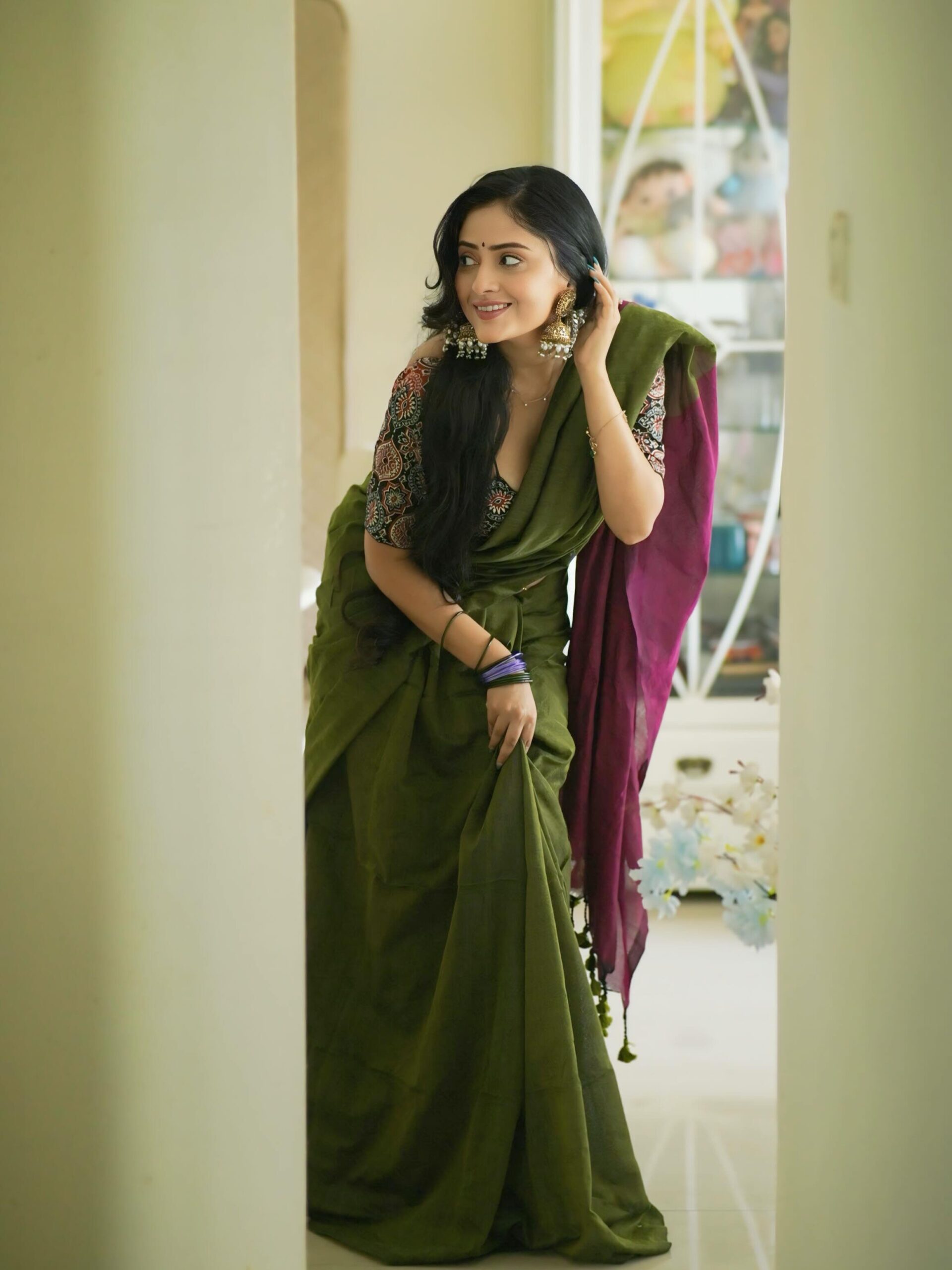 Sanya Thakur Photos